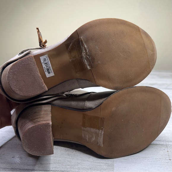 Torrid 9W Tan Tall Boots Stacked Block Heel Side Zip Wide Calf Burnished Vegan - Picture 8 of 16